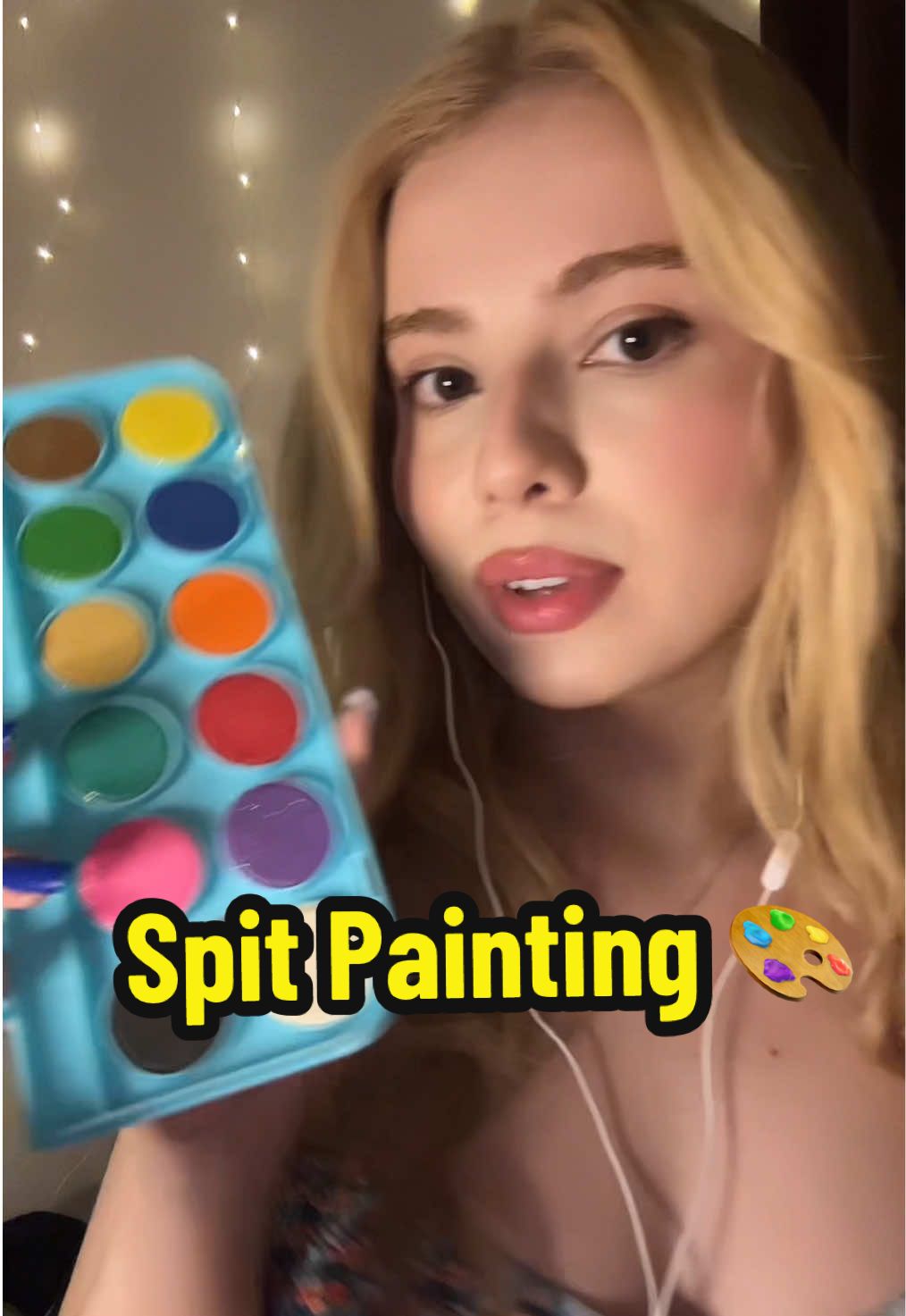 Spit Painting 🎨 ✨ #asmr #spitpaintingasmr #asmrsounds #asmrtriggers #asmrvideo 