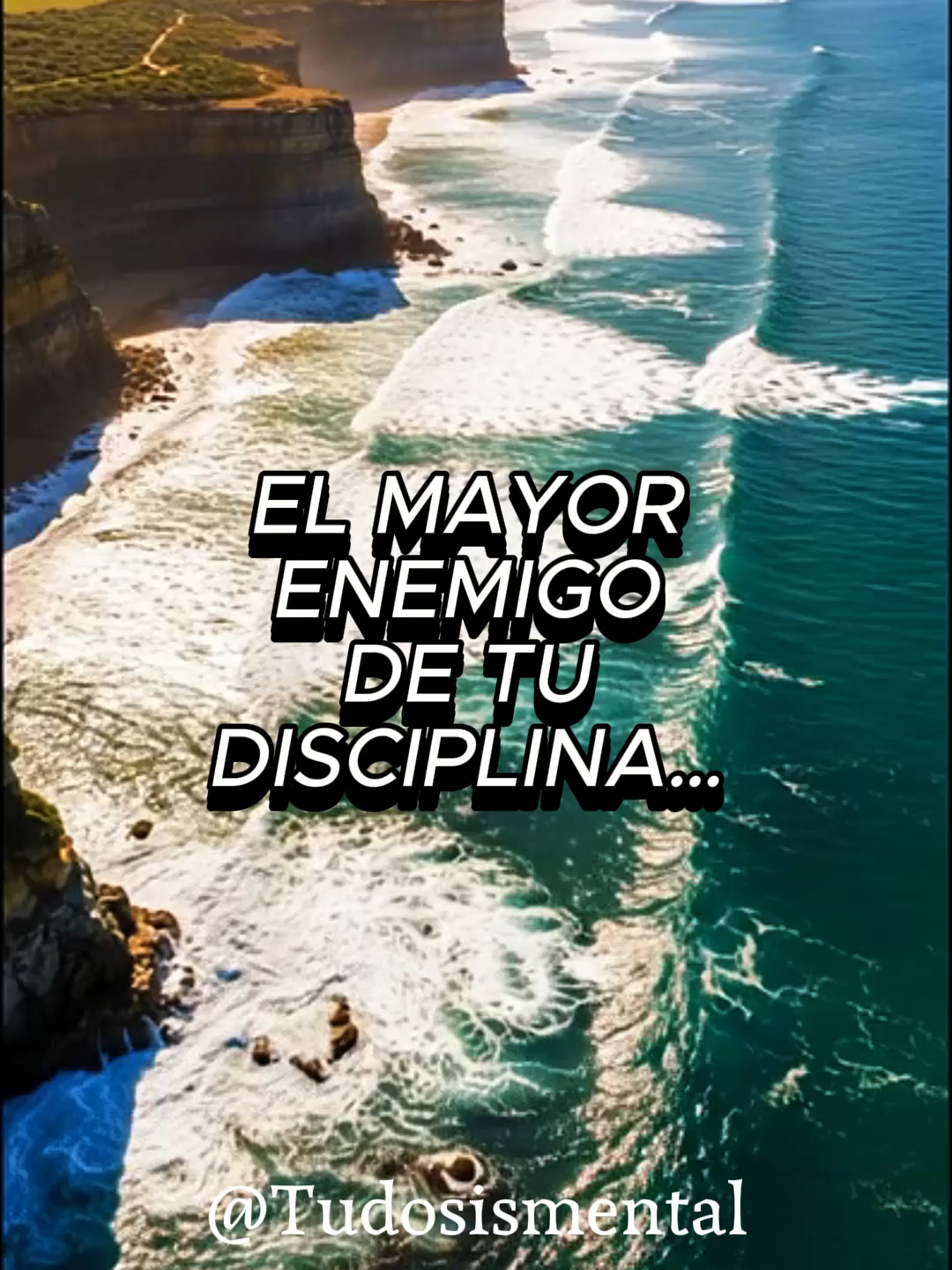 ❌ Te fallas a ti mismo cada día sin darte cuenta. ✅ Un estoico cumple primero su palabra interior. 👉 Si quieres dejar de perder contra tus excusas… sígueme y guarda este video. #Estoicismo #Disciplina #ControlEmocional #Estoico #FilosofíaDeVida