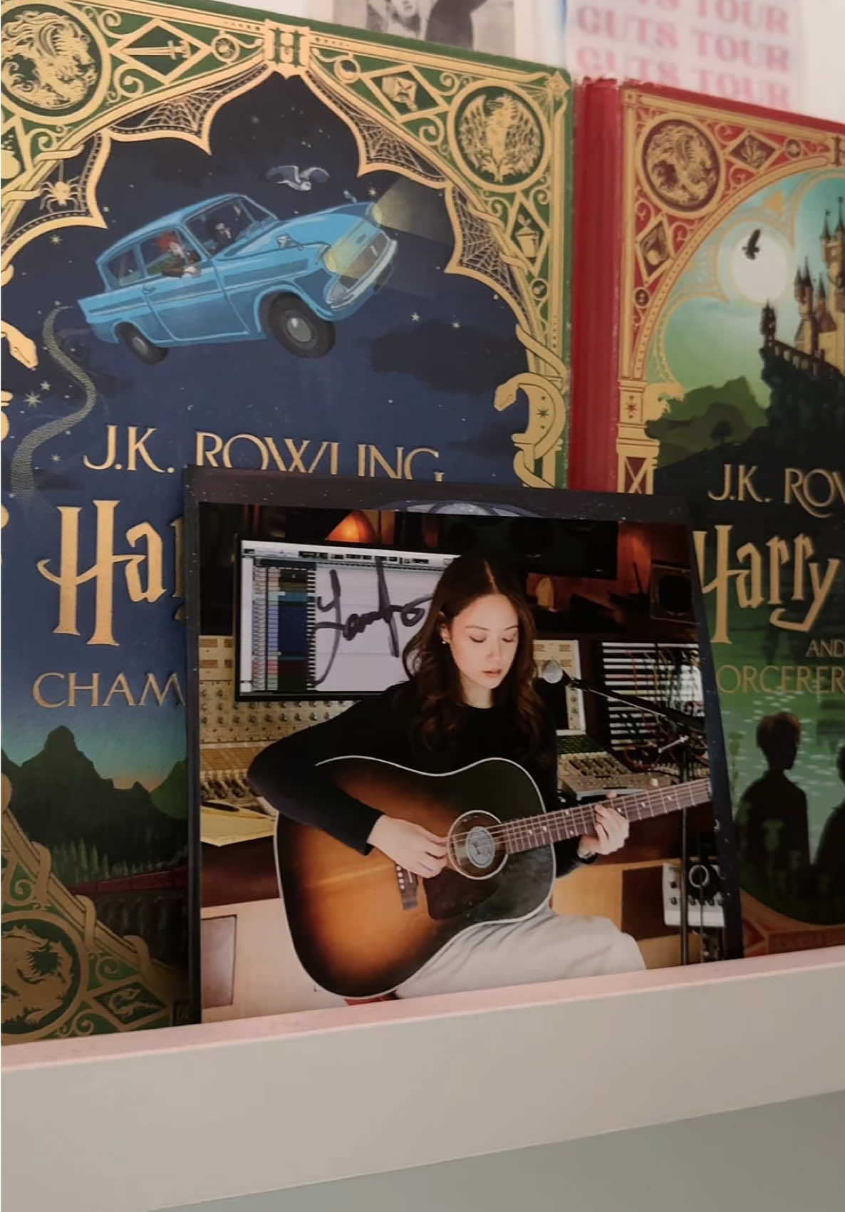 this album is so good 🙏 #amatteroftime#laufey #foryou#xybca#cd @laufey 