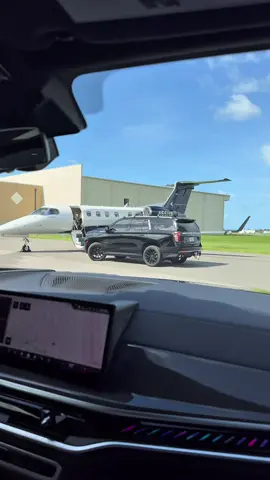 Quick Day Trip • • • DM to fly or buy.  • • • #privatejetcharter #privatejet #charter #privateaviation #phenom300 