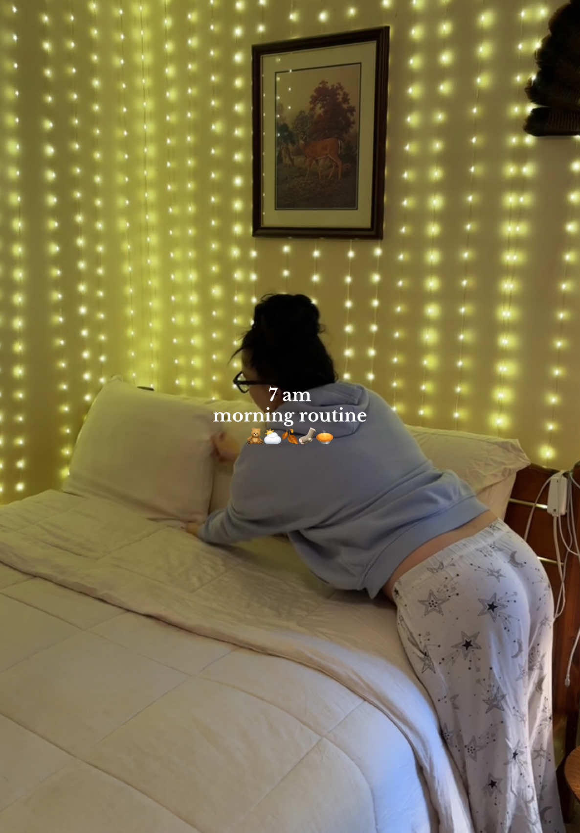 pumpkin spice & everything nice, i can feel the fall coming! enjoy some morning routine asmr 🤍 #morning #routine #morningroutine #fall #relatable 