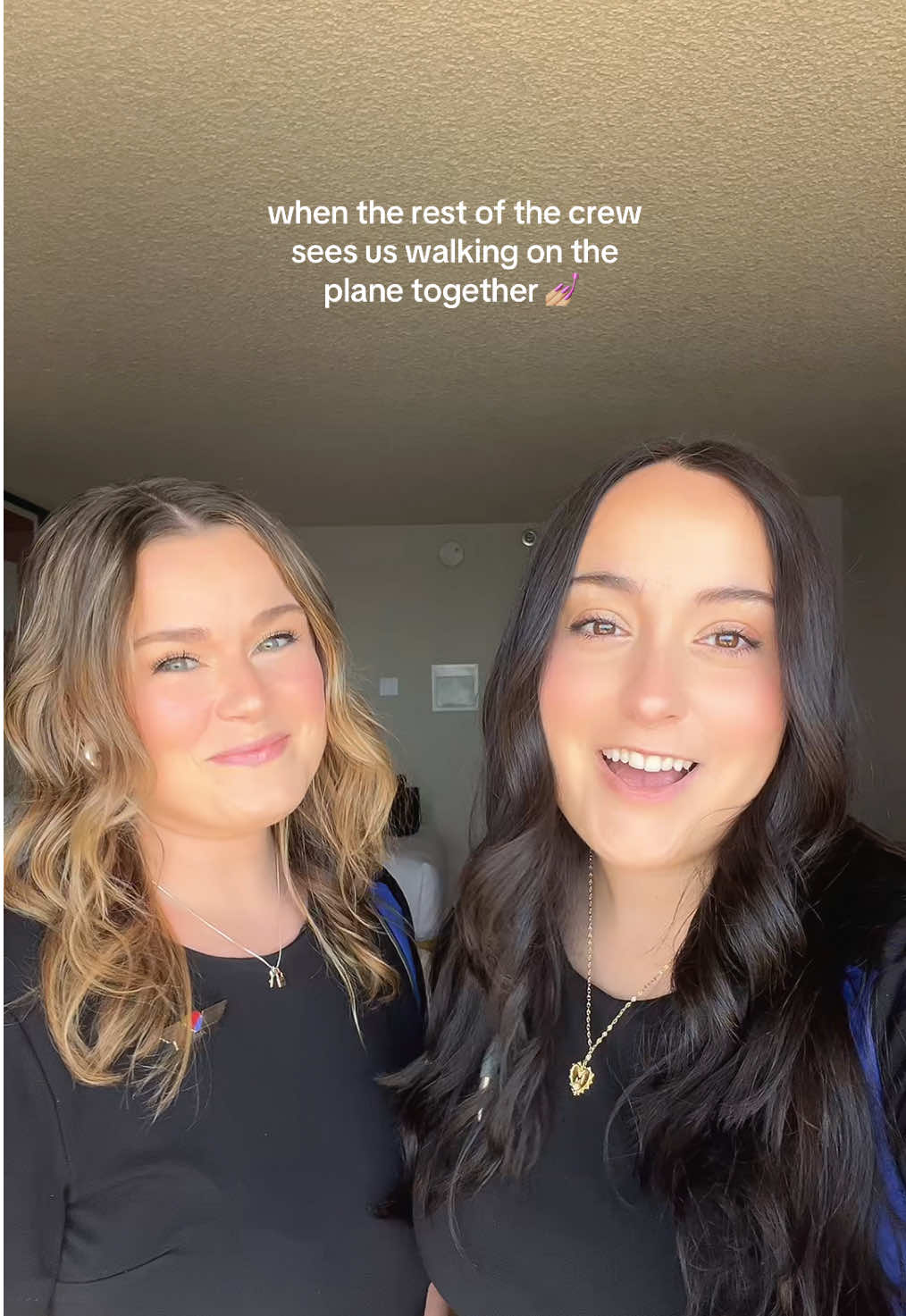finally flying w bestie/roomie #flightattendant #flightattendants #besties #sabrinacarpenter #aviation 