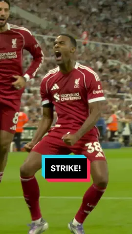 Strike, Ryan 😮‍💨🚀 #Gravenberch #LiverpoolFC #PremierLeague