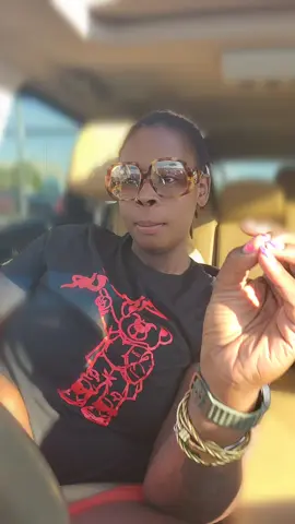 I don't do these types of dates/lunks/meet ups BUT if I did,  it wouldn't be some basic coffee shop! #coffeeshop#coffeedate #dating #dates 