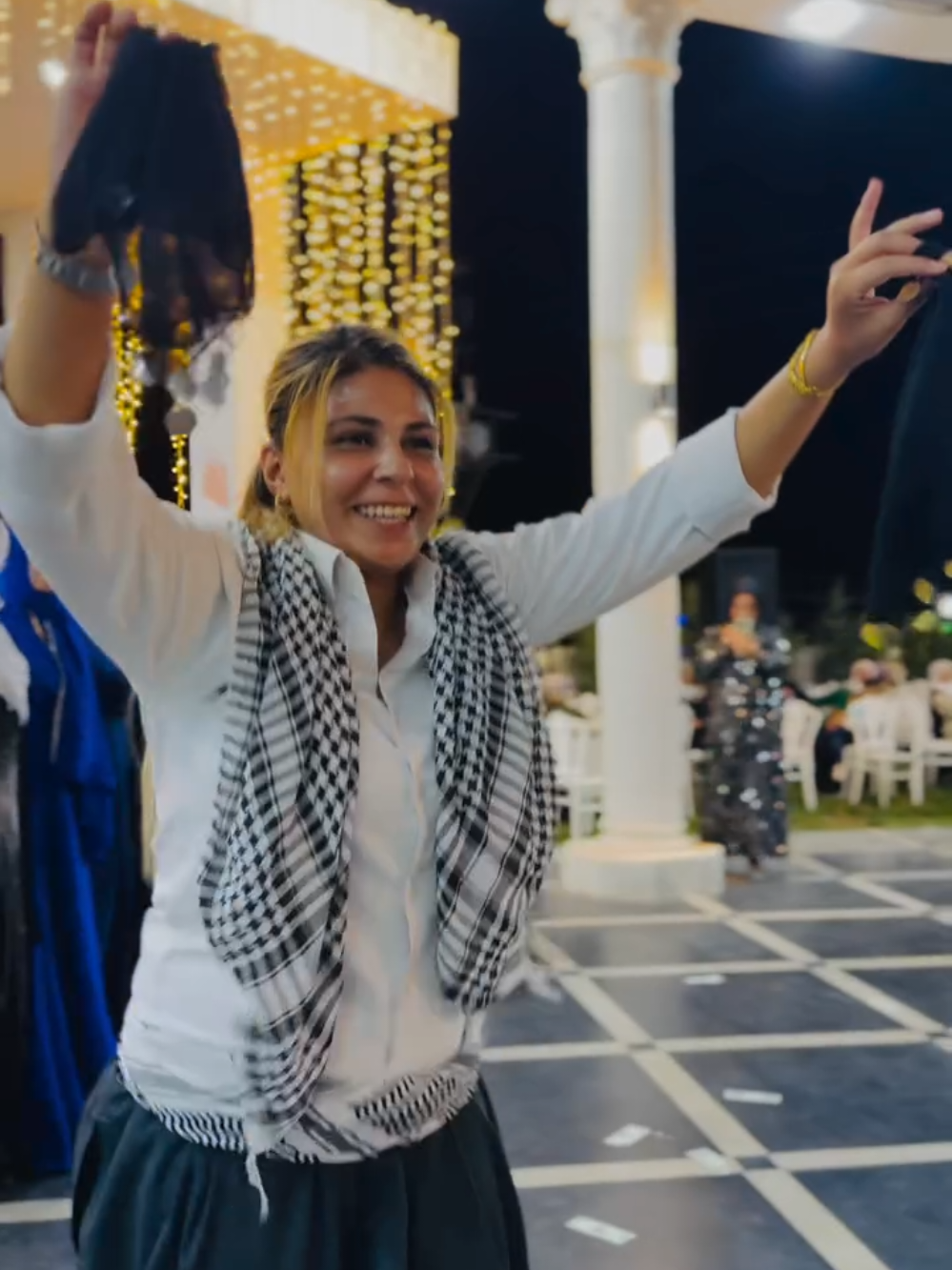 “Bu halay başka bir seviye 👏🔥” Keşfetten Gelenler Takip Etsin Lütfen🤲 @olcaykılıccı #halay_kralligitv #halayvideoları #düğün #grani #kesfet 