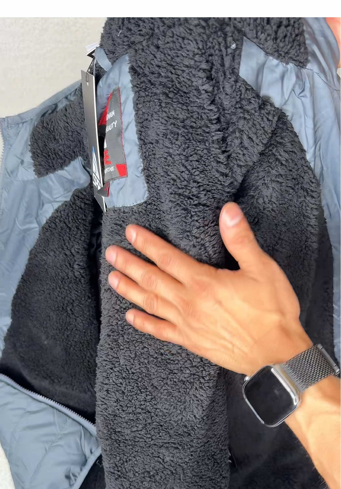 #jacket #winterjacket #fallfit #tiktokshoplabordaysale  #tiktokshopcreatorpicks 