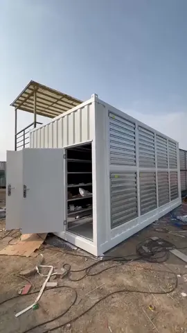 🚛💨 Plug & Mine Anywhere!Our Mobile Mining Cabinet is designed for rapid deployment, optimized airflow, and maximum hashpower.Whether you’re scaling your mining farm or going off-grid — this is your all-in-one solution.🔧 Pre-installed rack + cooling system🔌 Just add miners & power — you’re ready to mine🌎 Built for mobility. Operates in extreme environments📩 DM us for specs, availability & pricing!#CryptoMining #BitcoinFarm #MobileMining #MiningRig #CryptoBrasil  