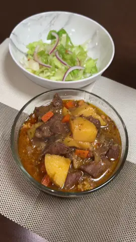 #cerneguisada #carneenfricase #fricase #comidaboricua #chuckroast 