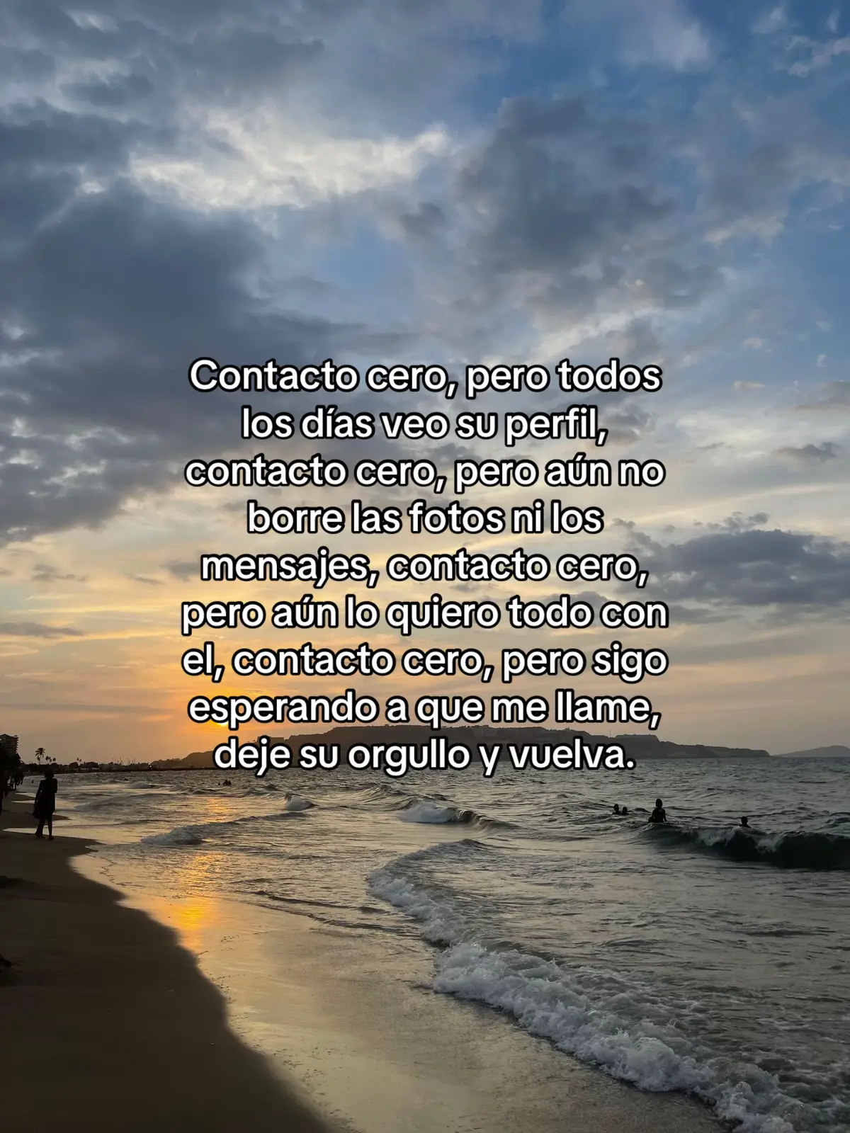 Se que pediste que no te esperara pero no puedo darme ni la dicha de sentir algo más que no sea esa sensación de extrañarte tanto… #fypシ゚#J#teextraño 