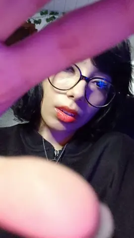 tirando sua energia negativa  #asmrcaseirinho #asmr #asmrvideo #asmrtiktok 