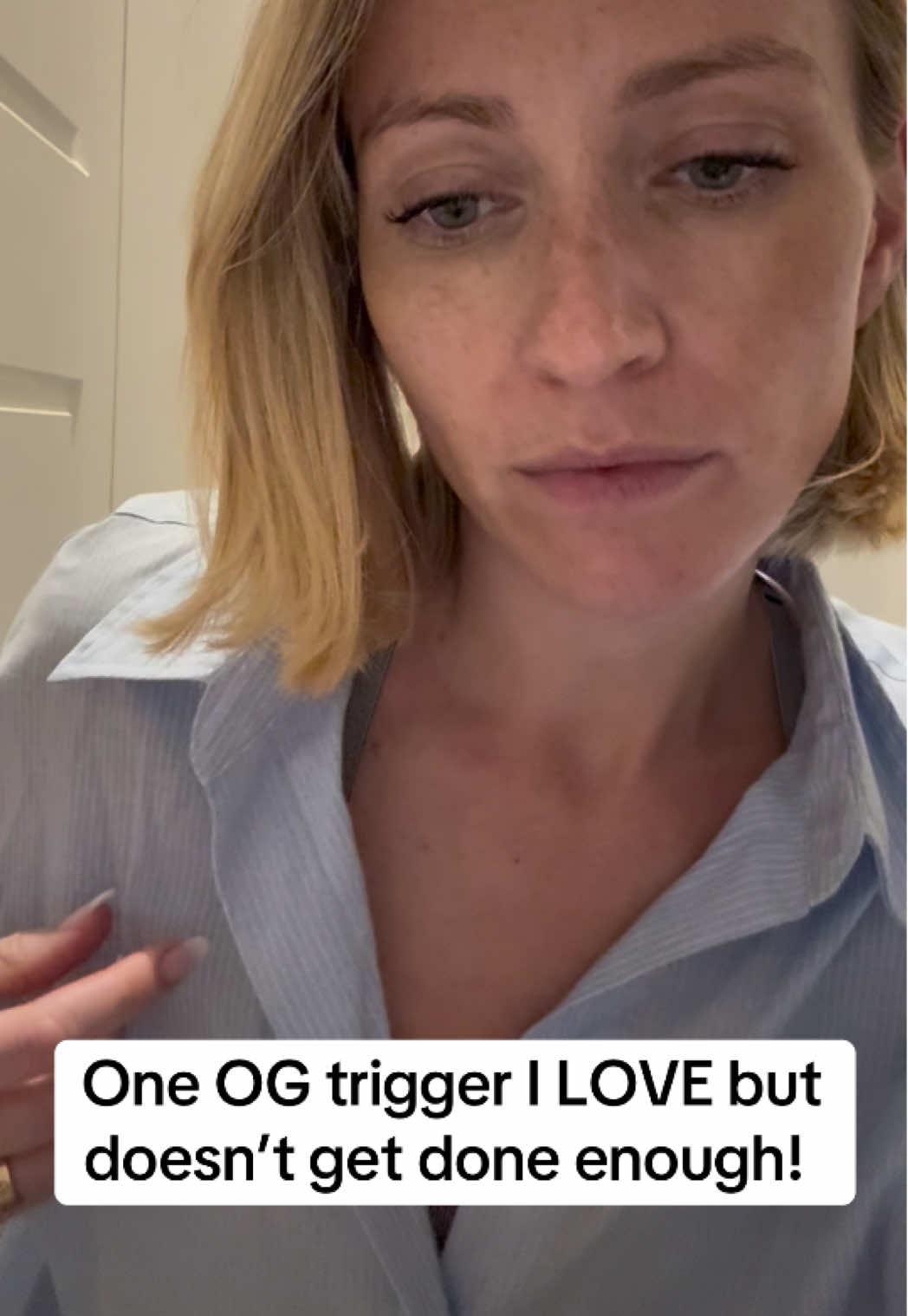 Who else loves it?!  #clothesscratching #asmr#viral#fyp#fashion 
