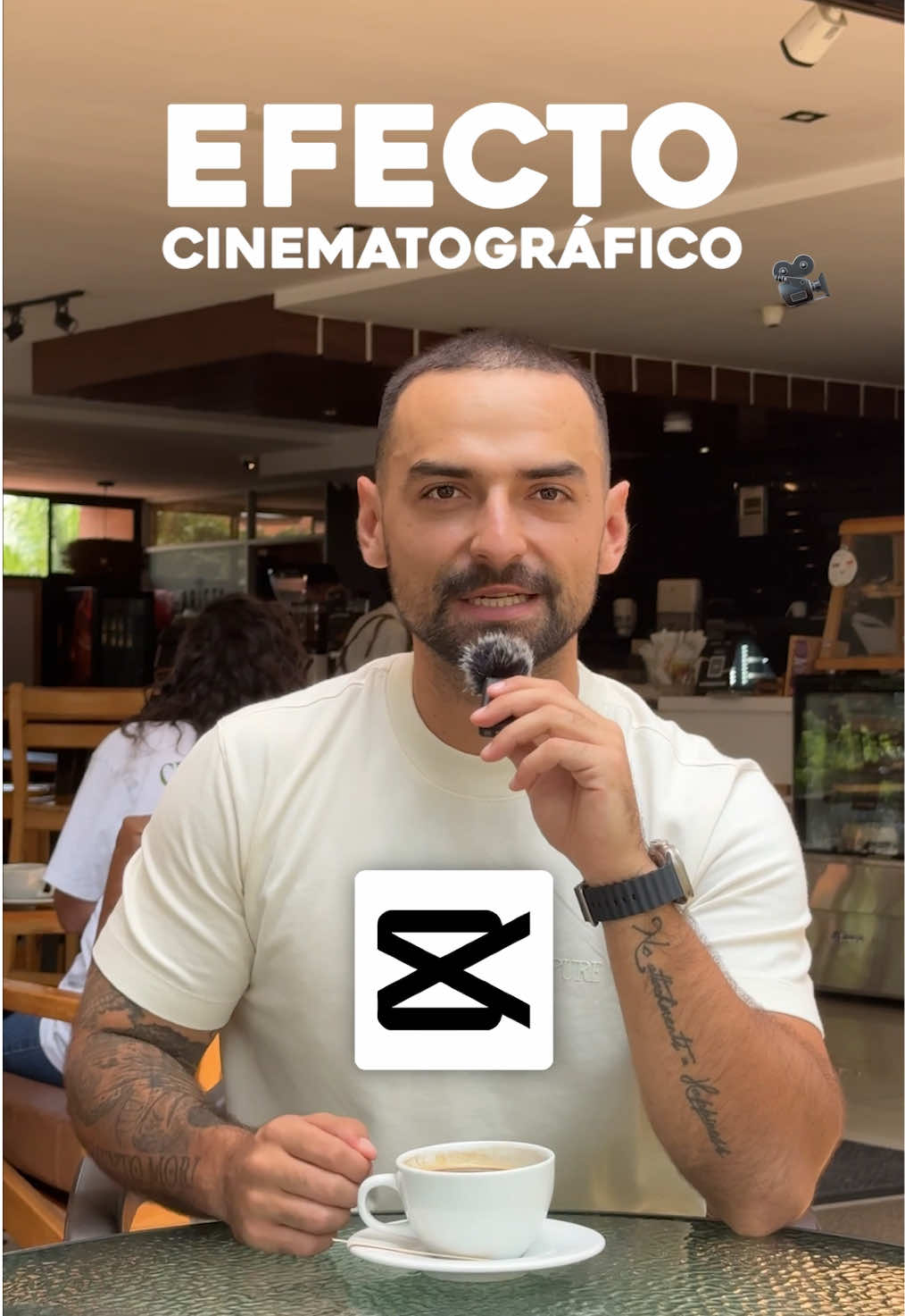 Pantalla dividida en CapCut 🎥🤩 Seguramente has visto a muchos creadores utilizar esta técnica de enganche en sus videos y te preguntas cómo dividir pantalla directamente desde CapCut🤷🏻‍♂️ En este tutorial te enseñamos paso a paso cómo hacerlo de una forma más rápida😎🤯 Si te gustó, déjanos saberlo y haremos otro video tutorial sobre edición en CapCut 😉 #capcut #truco #tutorial #editor #creaciondecontenido