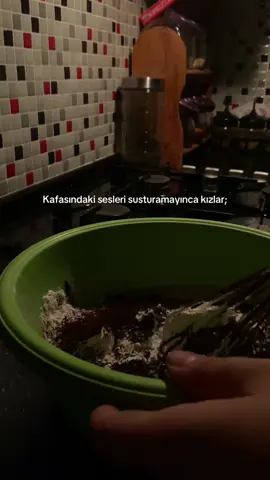 Anlaşılamayan kızlar:) #keşfet #kesfetteyiz #fy #overthink #pasta 