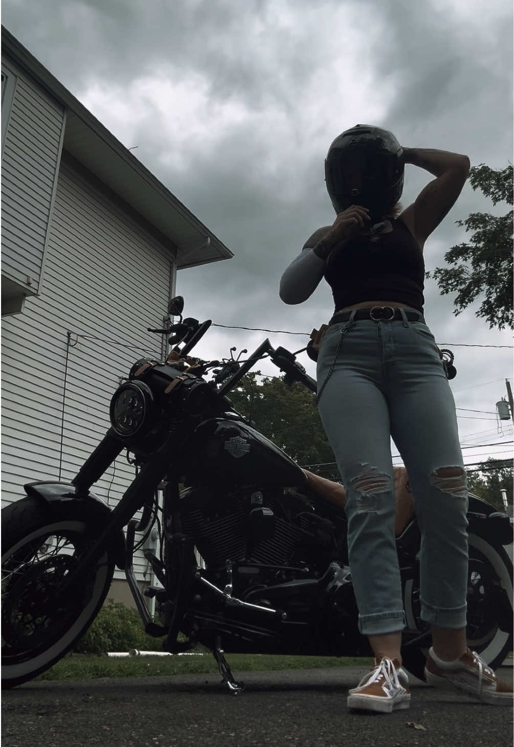 #fyp #girlswhoride #fypage #thoughts 