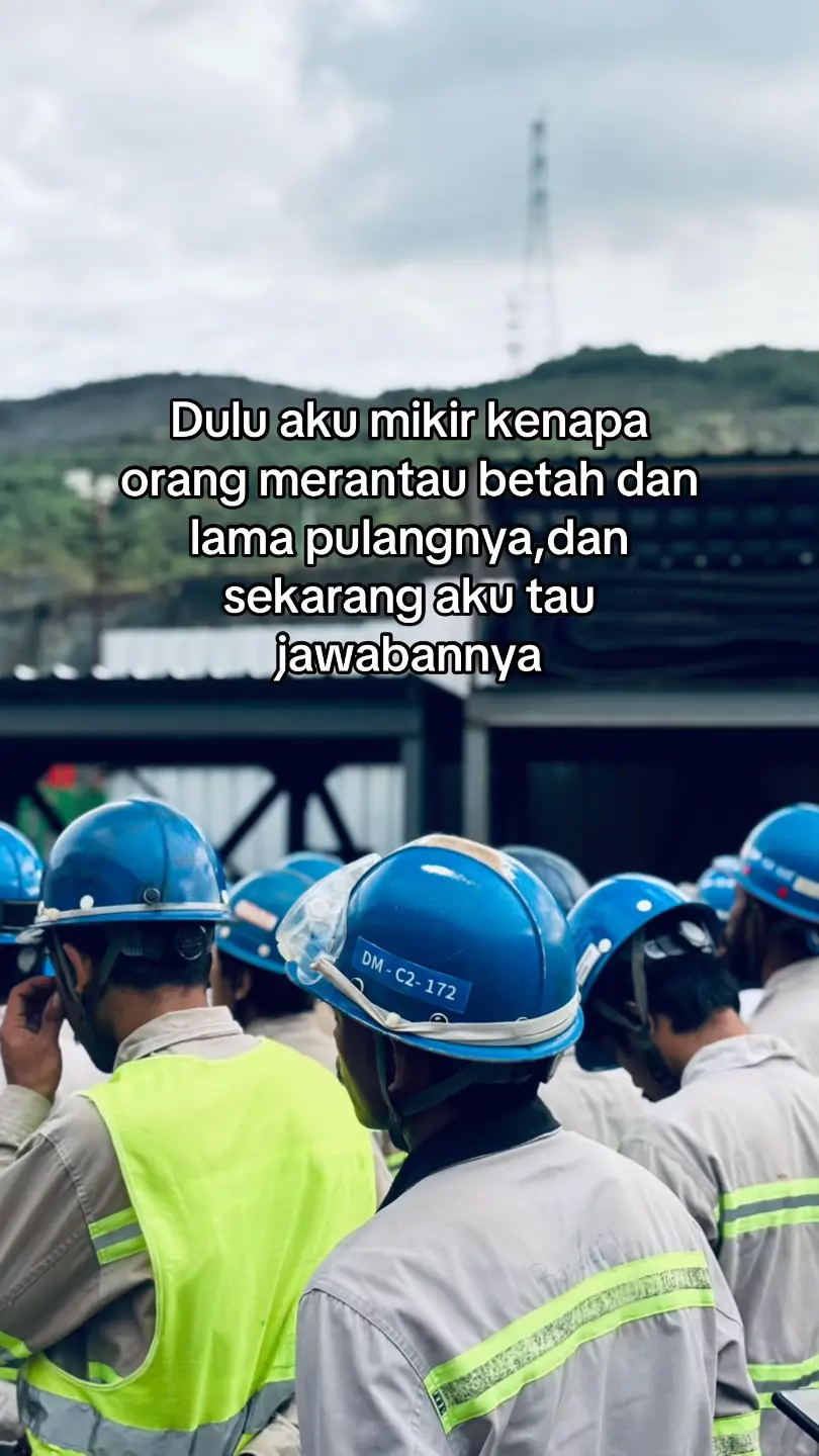 Bukan tidak rindu tapi karena keadaan🙃 #storytime #anakrantau #pekerjakeras #jauhdirantauorang #fyp #like 