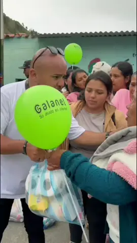 Vivir para servir con mucho amor y de todo corazón...🫂
