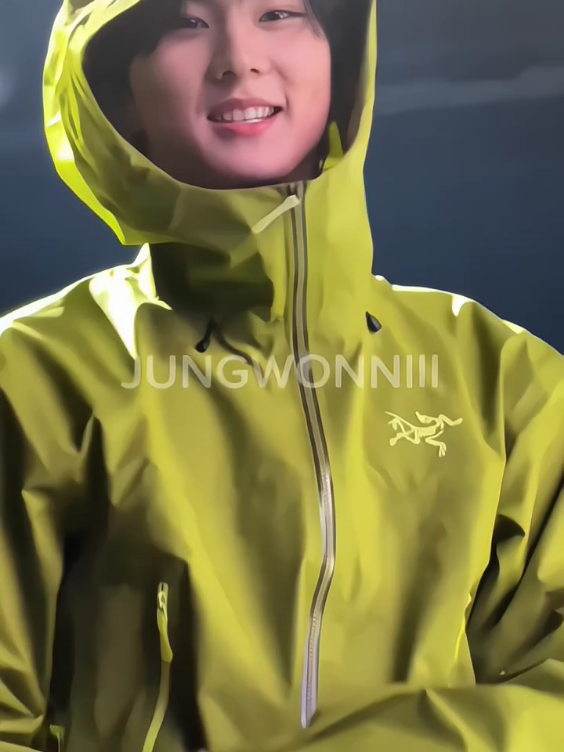 gemesss bangettt  sih uwonnn 😩#JUNGWON #ENHYPEN #WALKTHELINE_IN_MANCHESTER 