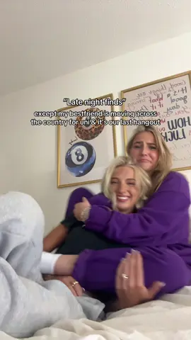 who’s gonna cry first? Me lol 🥹 #fyp #bff #university 