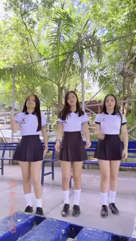 VOLVIMOS CHICOSSSSSSS🥳🥳🥳🥳🥳#fypシ#parati#prepa#uas 