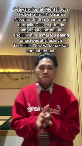 Alasan apalagi kau skrng Neposs hahahhaha udah jelas banget tholliillll nya kau disitu nepos benar