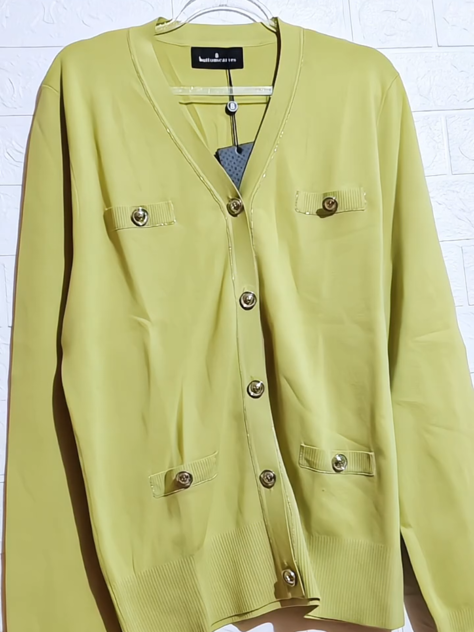 ♡Cardigan by Buttonscarves