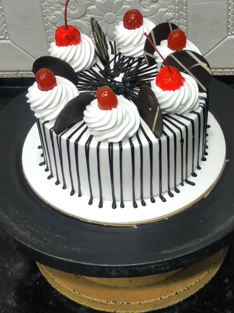 trending black forest special cake design#cakedecorating #birthday #cake #viral_video 