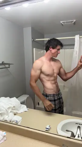 Hotel lighting was peak💡                      #fyp #gym #GymTok #GymLife #GymLife #abs #biceps #transformation #gymrat #fitnessmotivation #fitnesstiktok #foryoupage #viraltiktok #lean #diet 