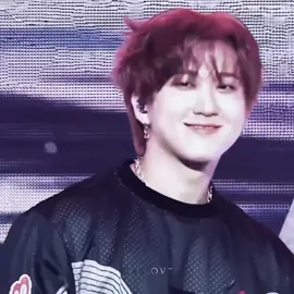 i fear this might be my fav color on him  scp; me :3 #changbin #changbinedit #seochangbin #straykids #skz 