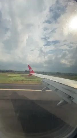 Alhamdulillah akhirnya mendarat dengan selamat #jakarta - #lombok #bandarabizam 