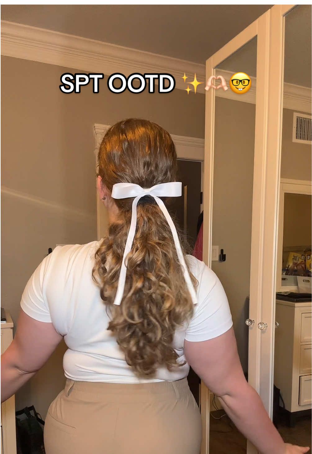 Episode 1 of many SPT OOTD’s — First day of class edition ✨🫶🏻 #student #studentphysicaltherapist #spt #physicaltherapy #dpt 