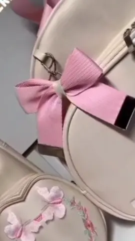 Bolsas Maternidade Peças Bordado Luxo / 2 Peças Safari / Menino/Menina Borboletas mamãe e bebê #maternidade #bebes #mamae #gestante  @Flavia DE Oliveira 