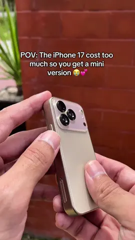 Got my hands on the new iPhone 17 mini 😮‍💨 #iphone17 #apple #iphone 
