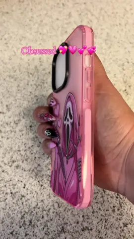 This phone case is perfect 💖 and matched my nails 💅🏼 #spookyseason #ghostface #fy #pinkgirly #spookyszn 