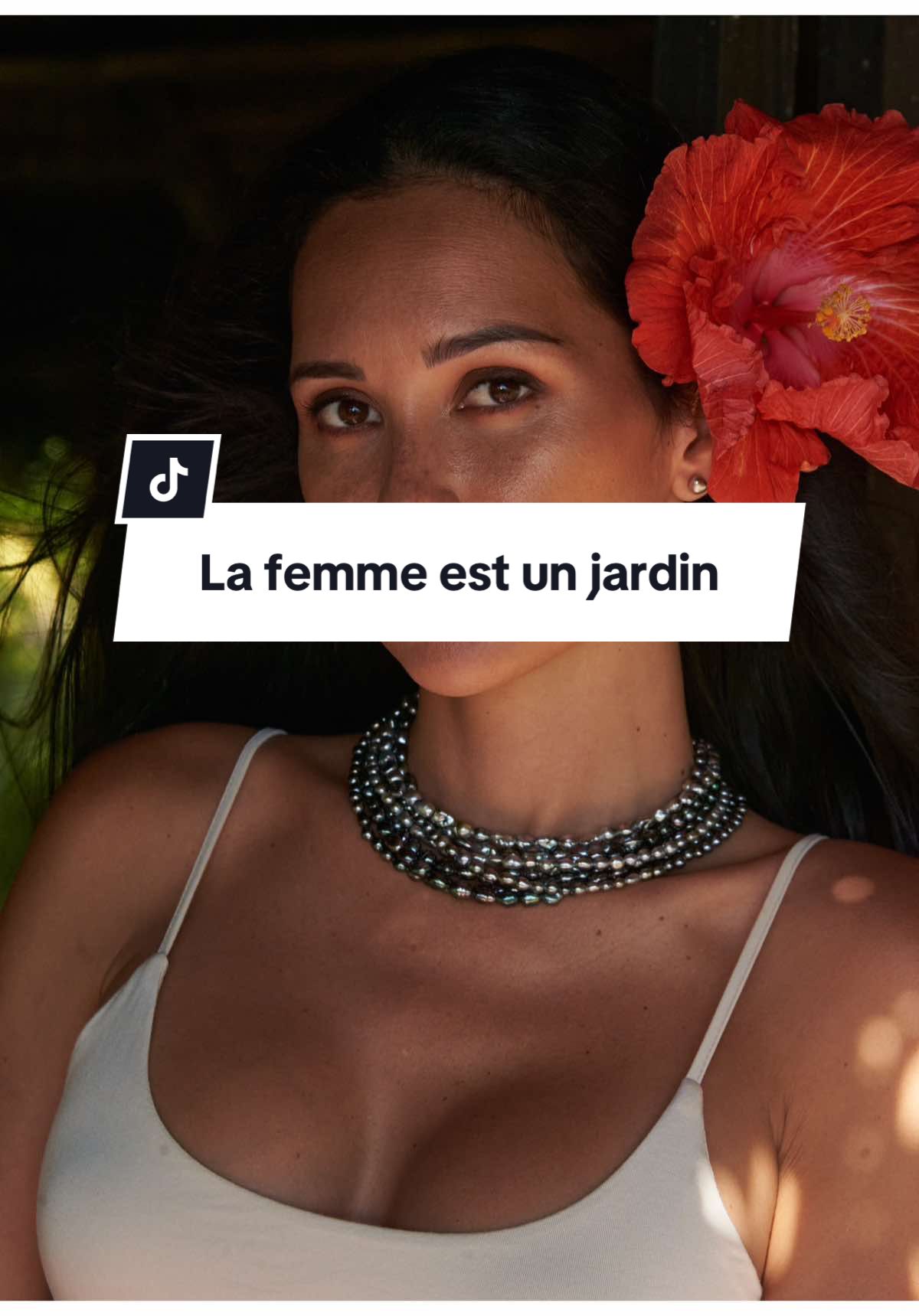 Une femme c’est comme un jardin, si elle est aimée, elle brille ❤️🌟 #fyp #GlowUp #model #shooting 
