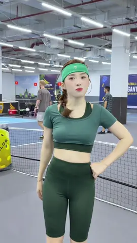 Set này đi tập vừa kín mà vẫn xinh