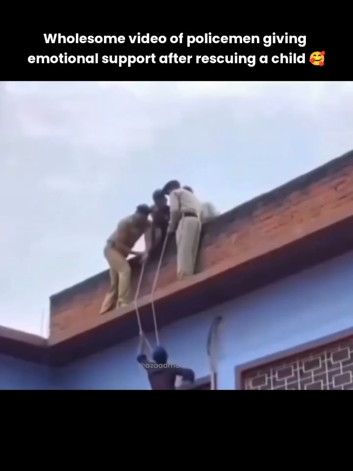 That's good emotional support #librakingent #rescue  #policerescue #emotionalsupport