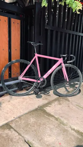 #ardentlyarenapista #fixedgear #fixiebike #fixie #fixiegearphillipines 