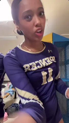 okay so we lit @Emalynn #volleyball #tournament 