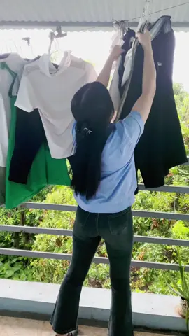 Đi làm về quần áo bay hết rồi #tiktok #fyp 