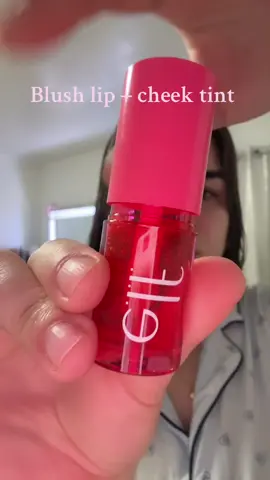 Me encantó porque me deja un rubor natural y dura todo el día. 🩷 #tiktokshop #blush #elf #fypシ 
