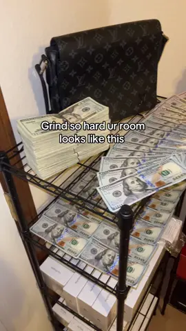 #reselling #reseller #hustle #supplier #runitup 