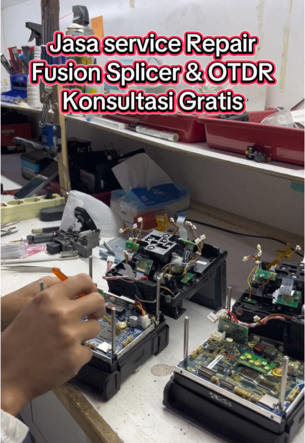 Jasa service Splicer dan OTDR konsultasi Hub: 081290691611 #fiberoptics  #fiberoptik  #servicesplicer  #rtrwnet  #splicerfiberoptic 