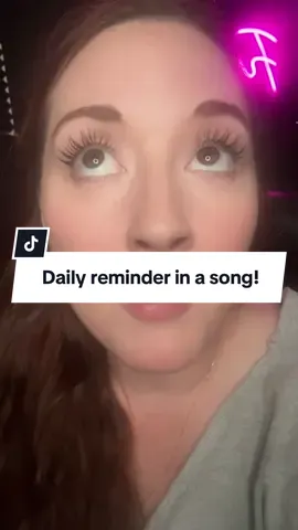 Just a daily reminder bitch drink your h2o flat as F in the booth #voiceover #vodiscord #voiceactor #voiceovercoach #creativeentrepreneur 