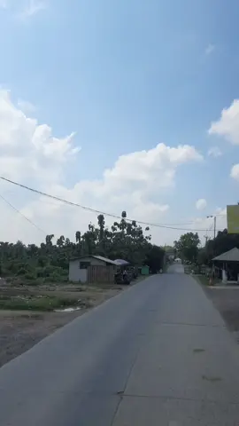 sinarjaya 93RE memasuki RM.taman selera#istirahatsejenak #busakap#sinarjayasjml#sinarjayagroup