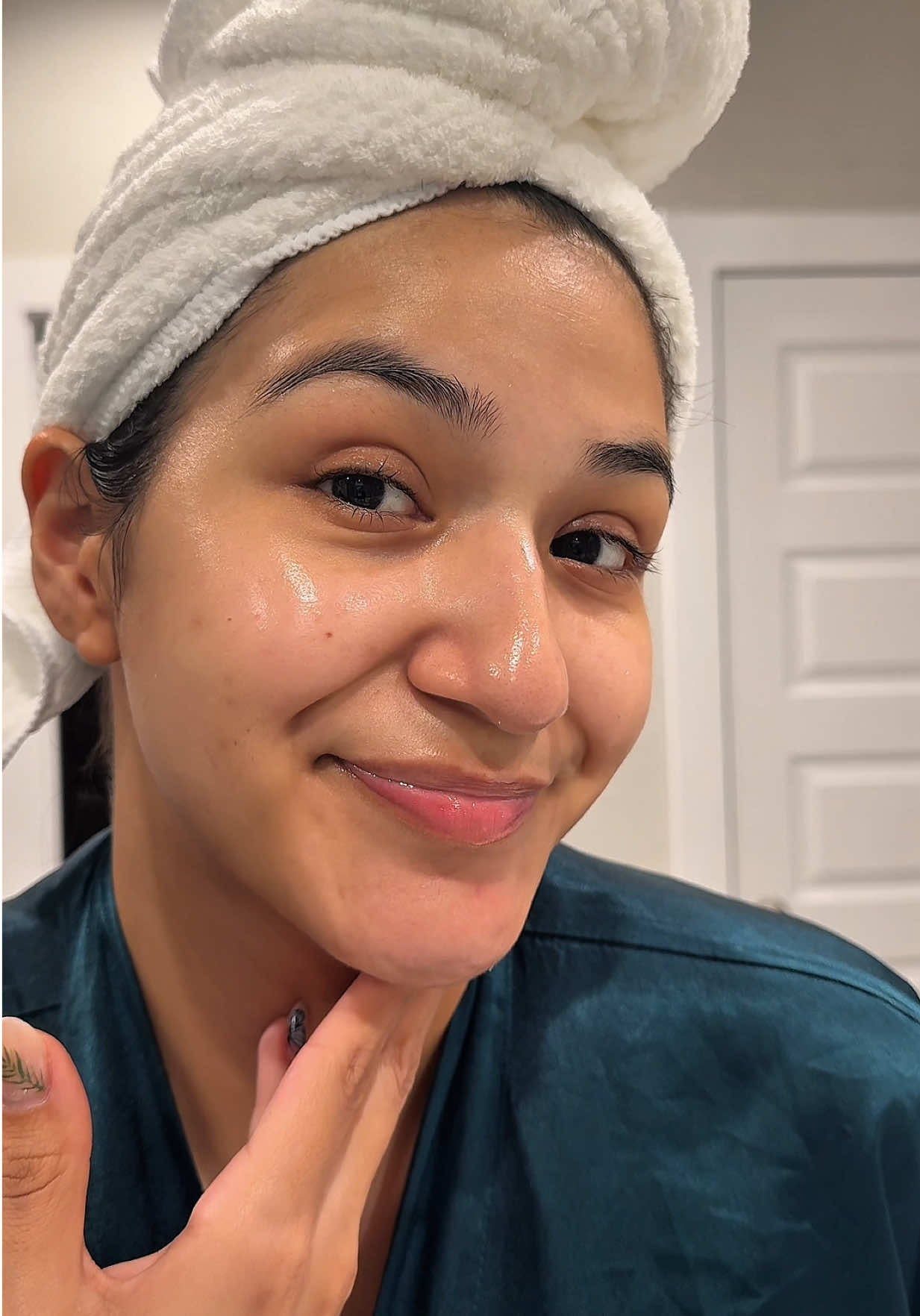 Nighttime is for skin healing + self-care vibes #SelfCare #skincare #nightroutine #skin #glowingskin @laneige_us @cocokind @belif USA @Caudalie @rhode skin @Grande Cosmetics 