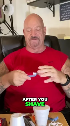 Stealing a Razor in Prison in the Hole.  #prisonlife #prison #survivalskills 