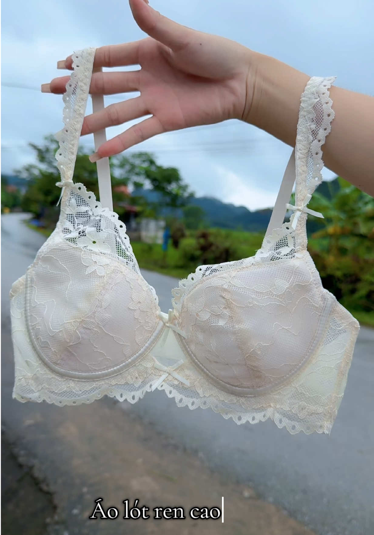 Áo lót ren đệm mỏng. Sexy, gợi cảm #noiy #aolotren #aonguc #aolotcaocap 