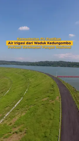 Dulu rebutan air bikin sawah gagal panen. Sekarang sistem pengaturan air membuat petani tenang dan panen terjamin. \#Astacita #PetaniSejahtera #KetahananPangan #IrigasiIndonesia #KementerianPU     