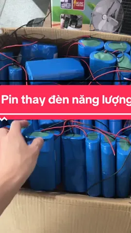 Pin thay cho đèn 1500w, 2000w hay 3000w công suất ảo sáng kém #dennangluongmattroi #pindennangluongmattroi #hoanglongsolar 