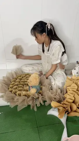 Bó hoa gấu tetdy tone nâu xinh quá cả nhà iu ơi#xuhuong #hottrend #thinhhanh #hoasap #hoagau 